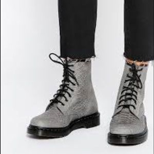 dr martens snakeskin